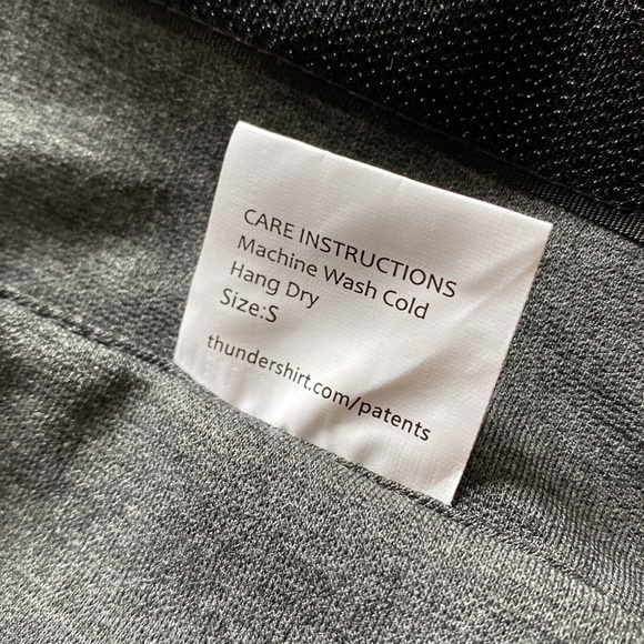 Thundershirt for Dogs - Picture 9 of 14